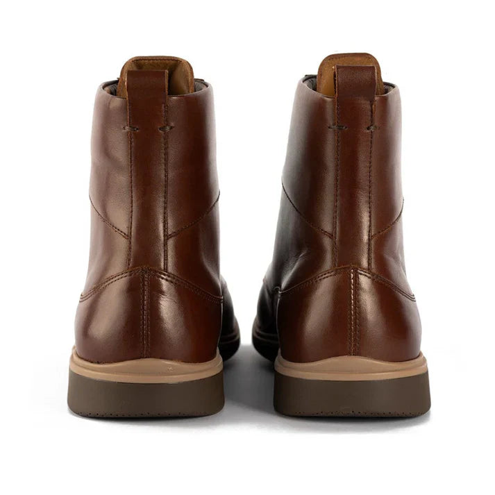 BOTAS CAFÉS DE CUERINA – CONFORT Y ELEGANCIA PARA CADA PASO